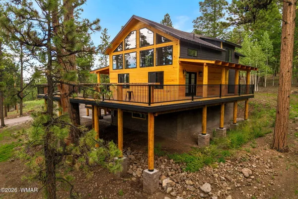 $1,200,000 | 26 North County Road 1062, Greer, AZ 85927
