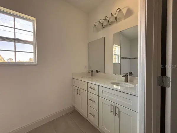 $1,850 | 7908 North Galena Avenue, Dunnellon, FL 34434