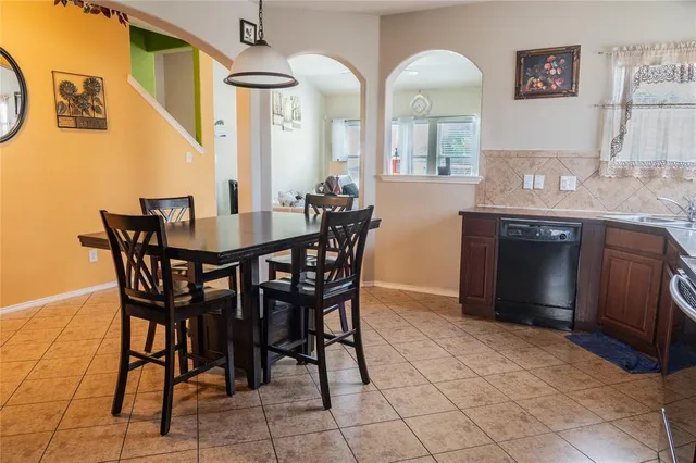 $360,000 | 1721 Grassy View Drive, Fort Worth, TX 76177