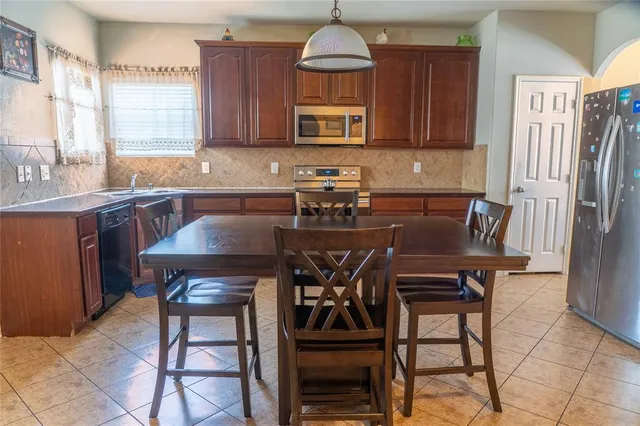 $360,000 | 1721 Grassy View Drive, Fort Worth, TX 76177