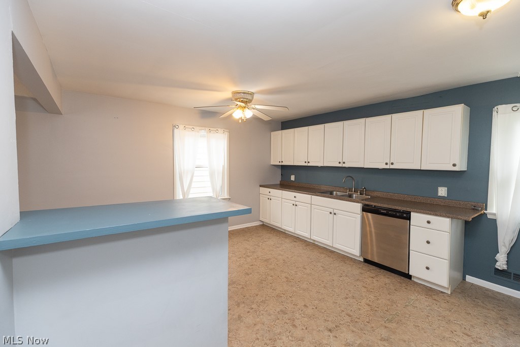 9326 Ackley Road Parma Heights, OH 44130 - Photo 12 of 42