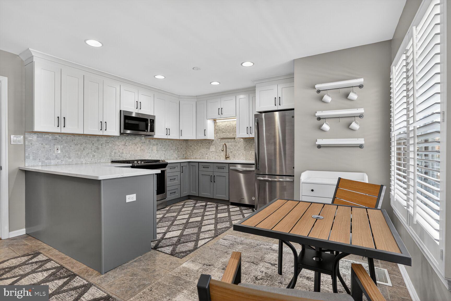 21049 Semblance Drive Sterling, VA 20164 - Photo 10 of 28