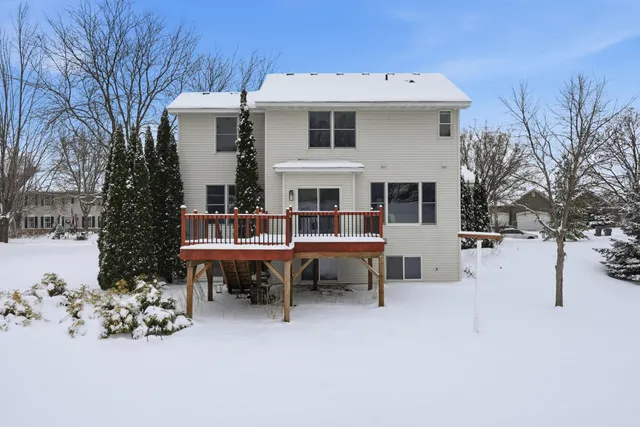 $699,900 | 4151 Red Oak Lane, Excelsior, MN 55331