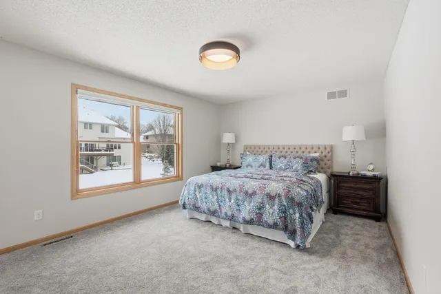 $699,900 | 4151 Red Oak Lane, Excelsior, MN 55331