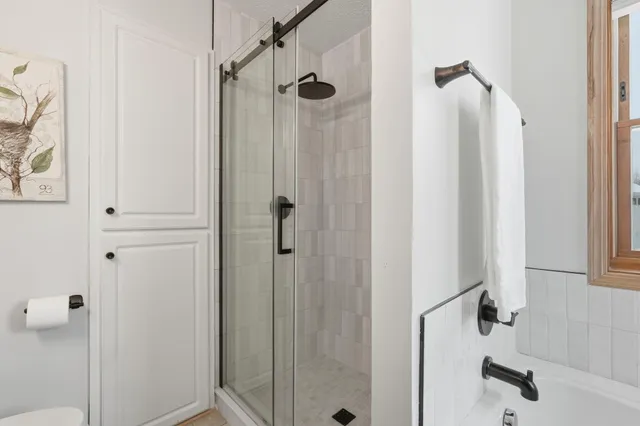 $699,900 | 4151 Red Oak Lane, Excelsior, MN 55331