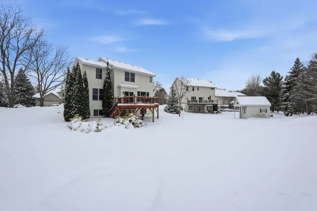 $699,900 | 4151 Red Oak Lane, Excelsior, MN 55331