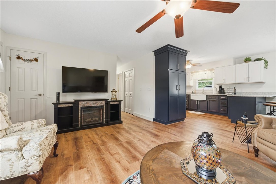 1050 Highlands Highway Walhalla, SC 29691 - Photo 10 of 37