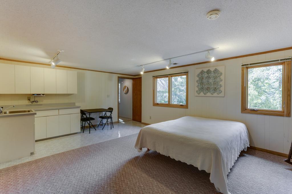 5755 Westbrook Road Golden Valley, MN 55422 - Photo 19 of 26