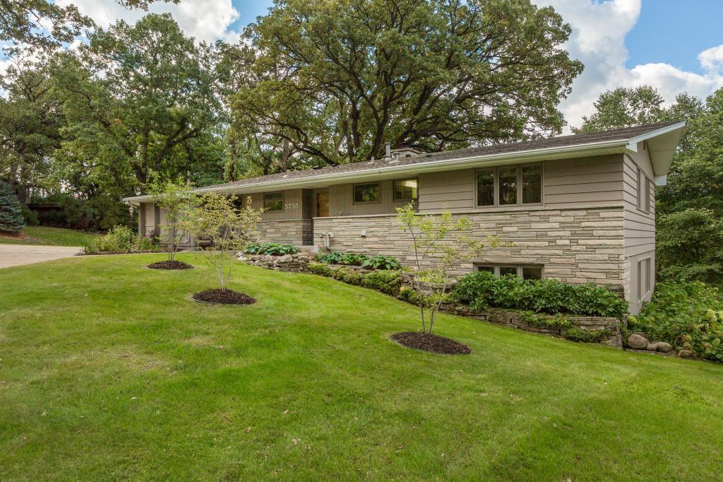 5755 Westbrook Road Golden Valley, MN 55422 - Photo 3 of 26