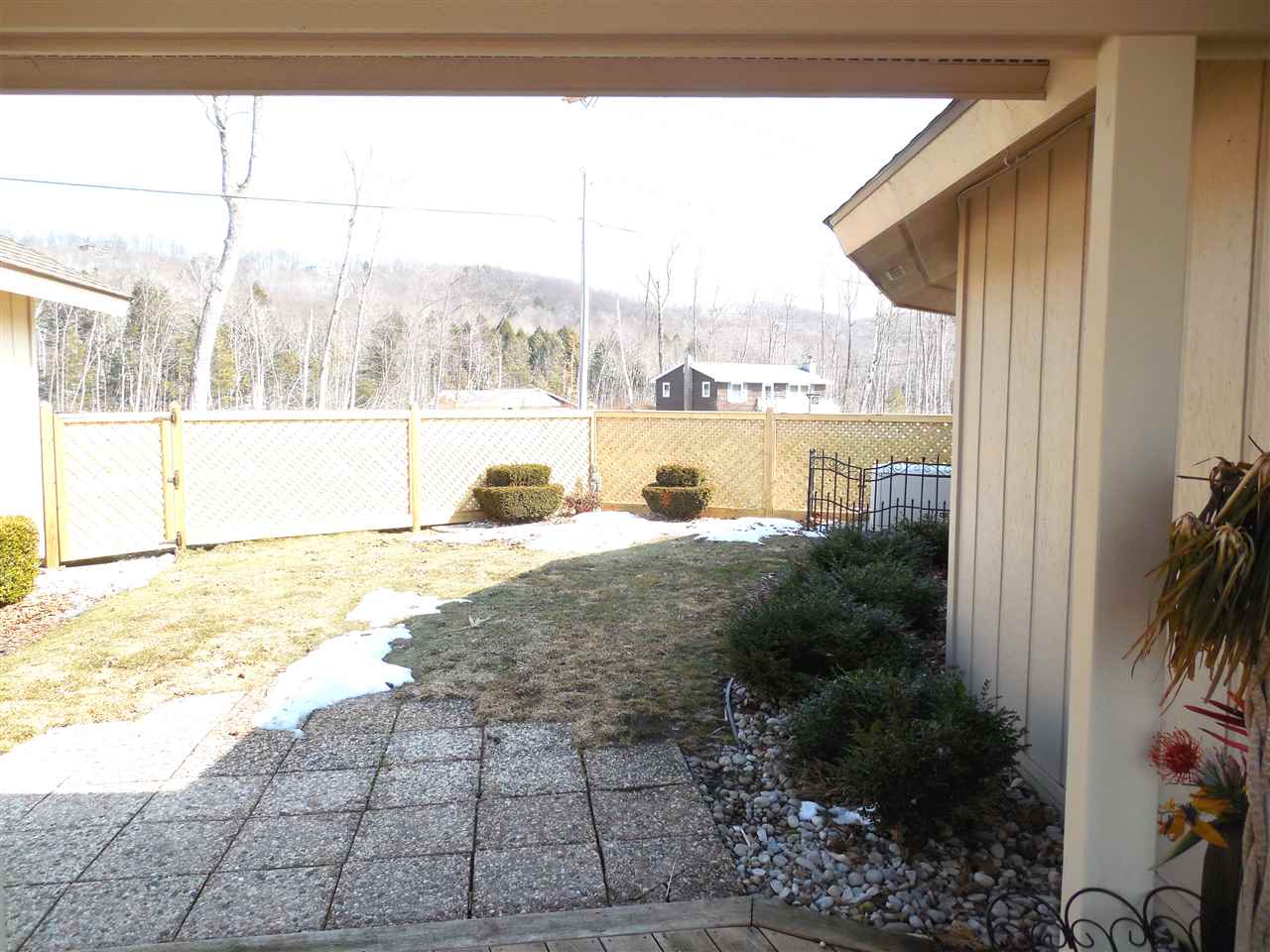 6924 South Dunns Farm Road Maple City, MI 49664 - Photo 40 of 49 1812694-39.JPG