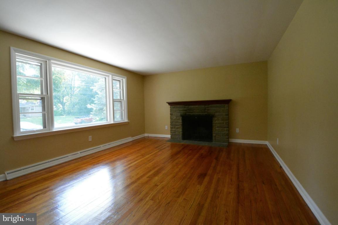 768 Centerville Road Lancaster, PA 17601 - Photo 8 of 32 Gallery Image 8
