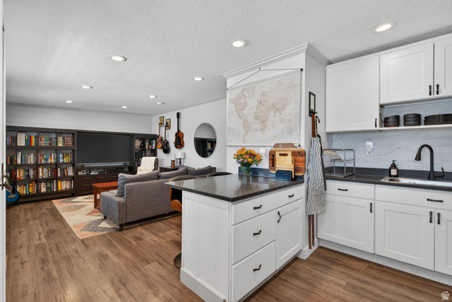 756 East Carnation Drive Sandy, UT 84094 - Photo 13 of 41