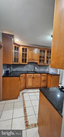 $350,000 | 310 Bellevue Avenue, Trenton, NJ 08618