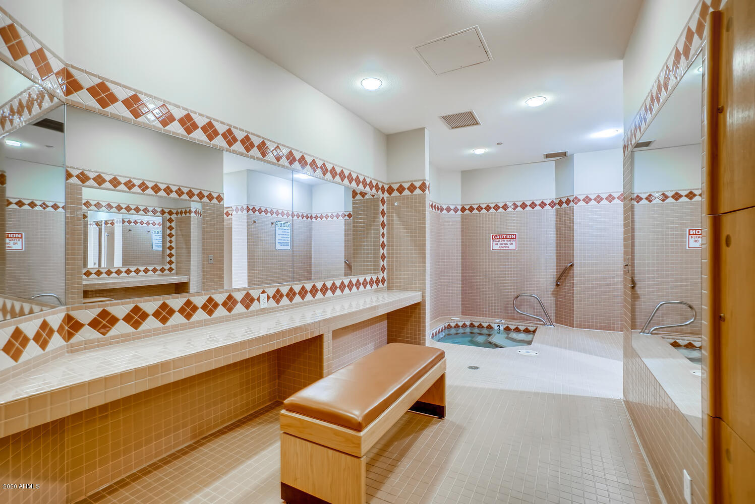 1040 East Osborn Road, Unit 1702 Phoenix, AZ 85014 - Photo 27 of 28 1040 E Osborn 1702