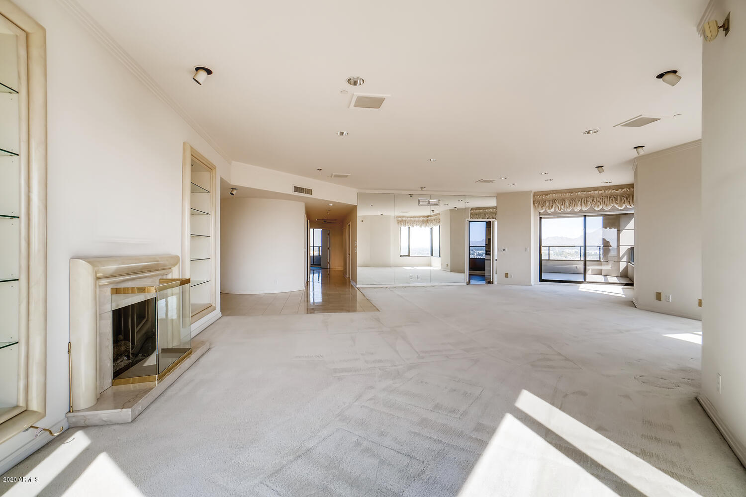 1040 East Osborn Road, Unit 1702 Phoenix, AZ 85014 - Photo 7 of 28 1040 E Osborn 1702