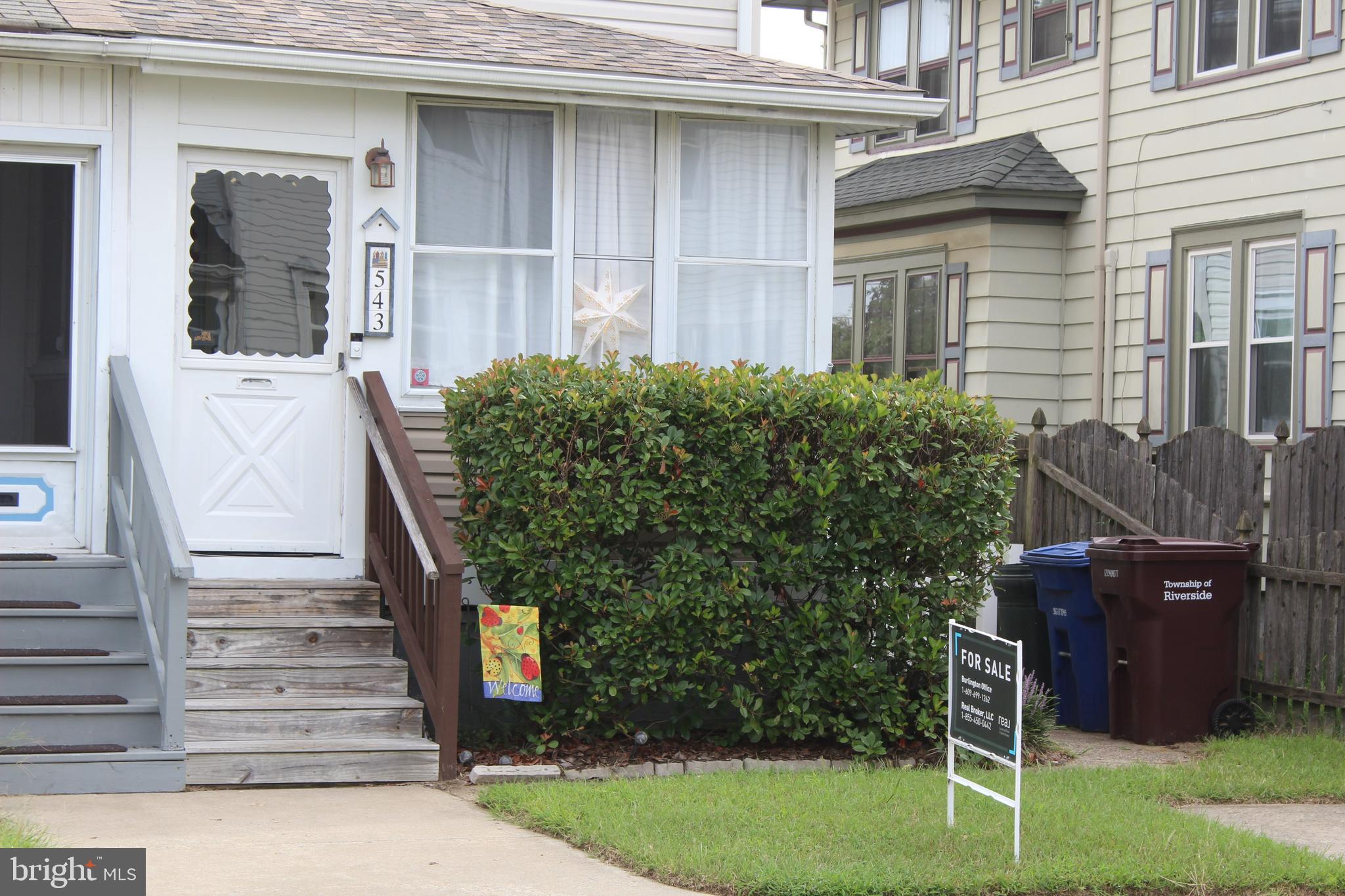 543 Kossuth Street Riverside, NJ 08075 - Photo 1 of 65