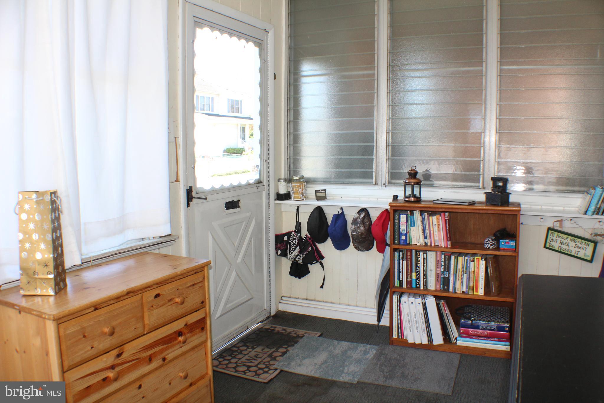 543 Kossuth Street Riverside, NJ 08075 - Photo 4 of 65