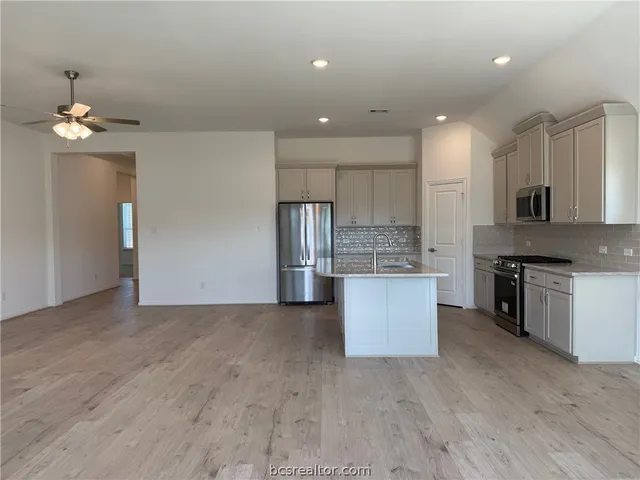 $2,390 | 6222 Greenville Drive, College Station, TX 77845