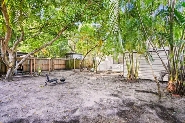 $1,500 | 1416 Southwest 27th Street, Unit B, Fort Lauderdale, FL 33315