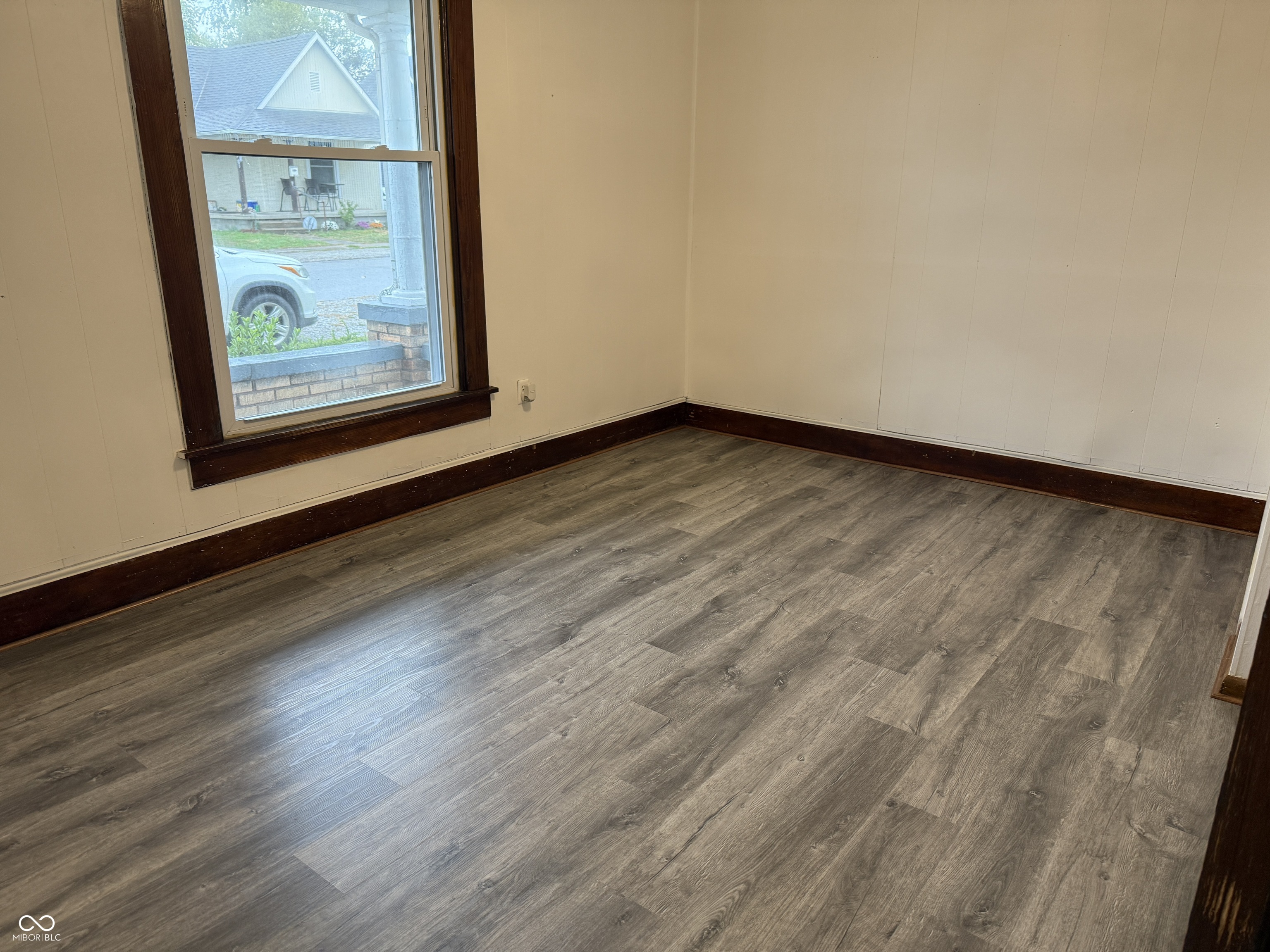 52 North Hinman Street Columbus, IN 47201 - Photo 17 of 22