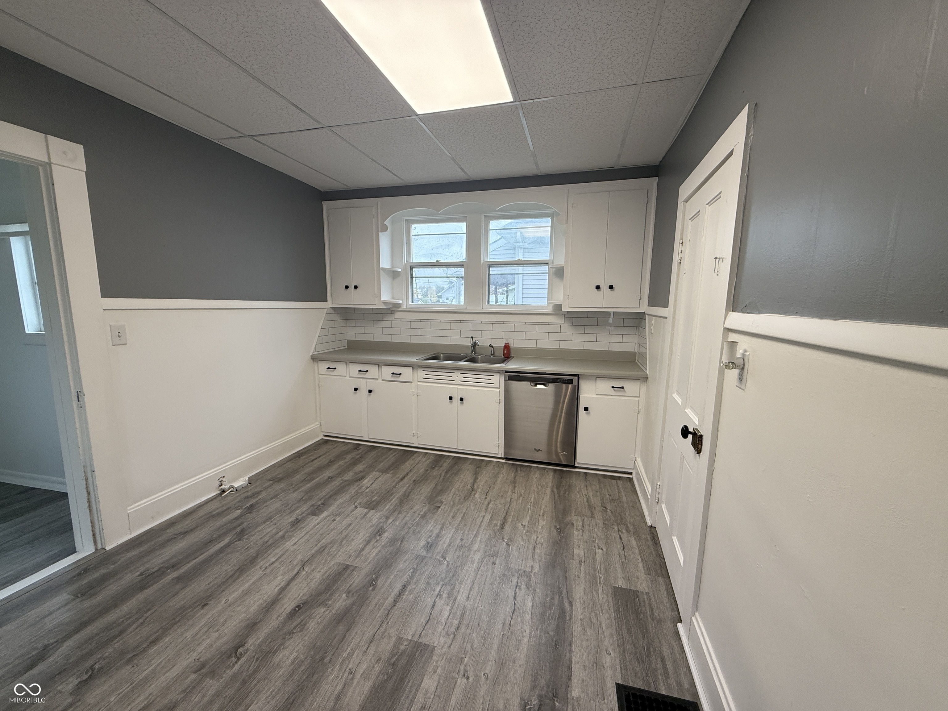 52 North Hinman Street Columbus, IN 47201 - Photo 10 of 22