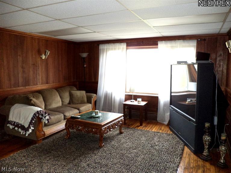 7623 Brecksville Road Independence, OH 44131 - Photo 16 of 24 Lower Level Living room