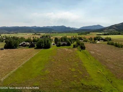 $2,595,000 | 10128 West 2000 South, Victor, ID 83455