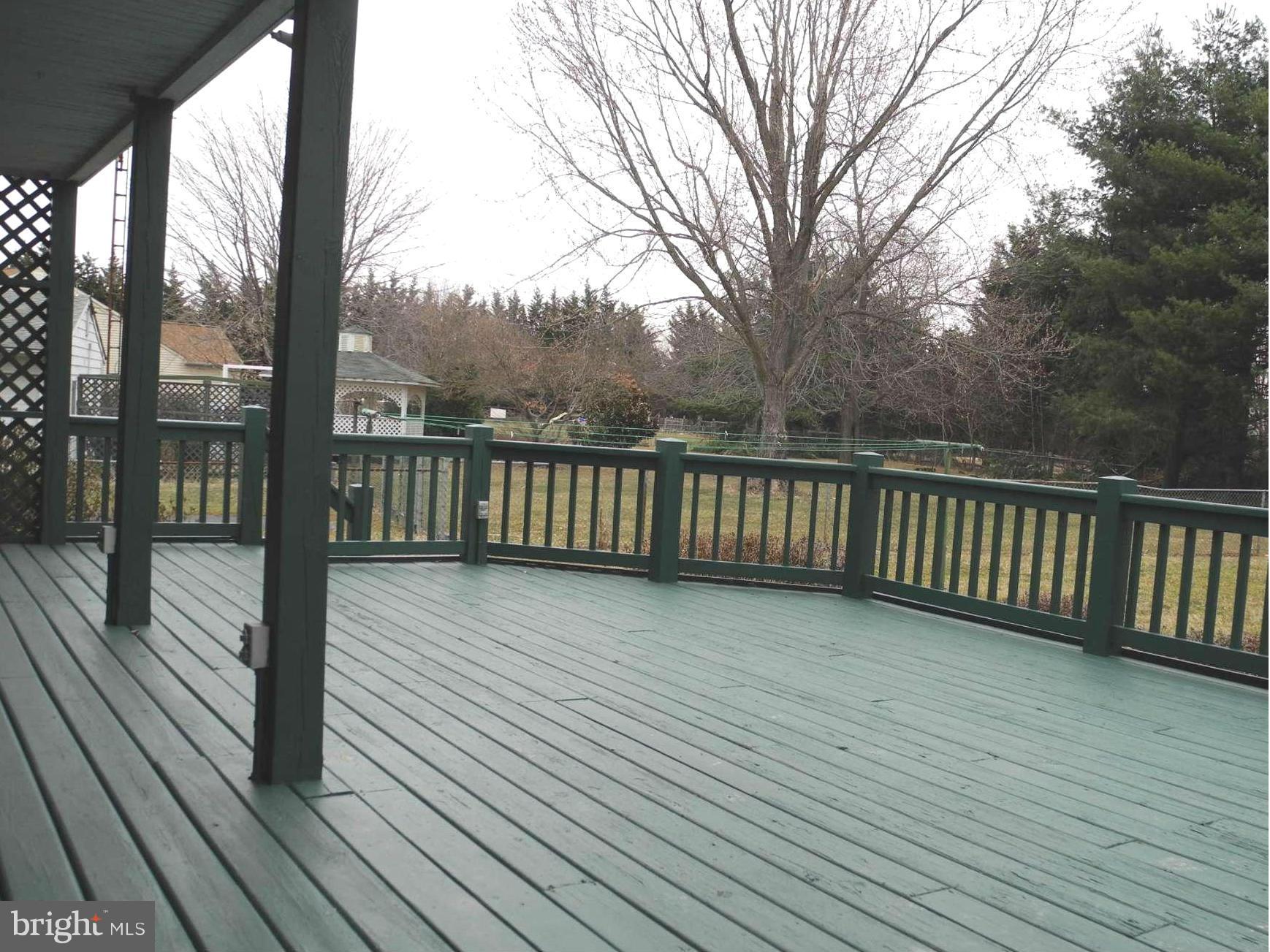 3223 Roderick Road Frederick, MD 21704 - Photo 22 of 30 Large back deck