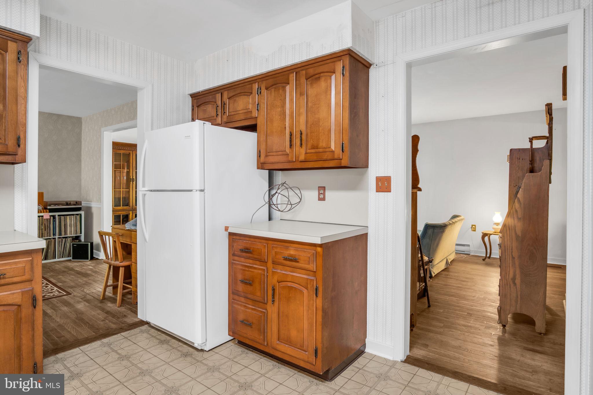 1327 Kuhn Road Boiling Springs, PA 17007 - Photo 12 of 39 Gallery Image 12