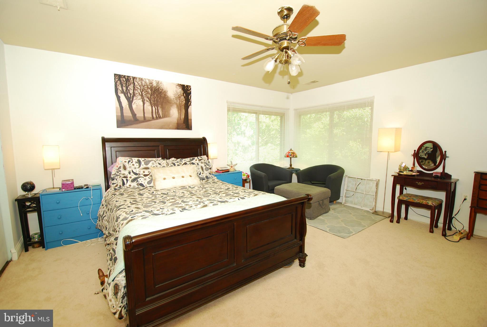 9205 Tulip Grove Road Gaithersburg, MD 20879 - Photo 12 of 24 Bedroom (Master)