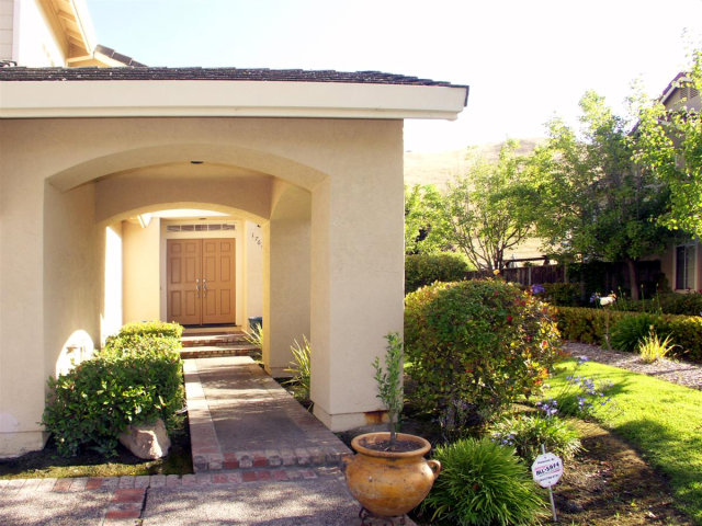 17640 River Run Road Salinas, CA 93908 - Photo 2 of 25 Gallery Image 2