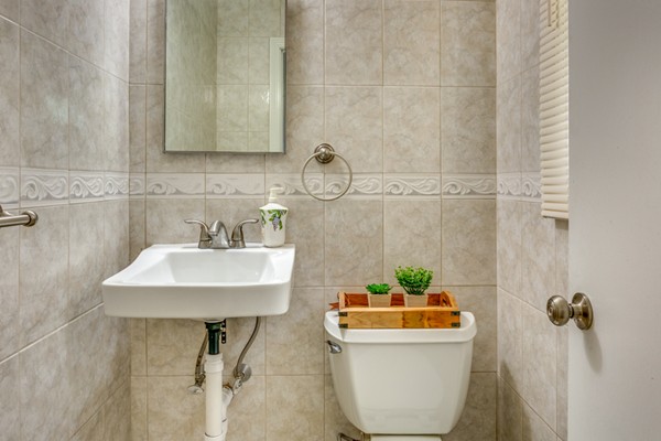 25 Flint Locke Road Randolph, MA 02368 - Photo 7 of 30 Gallery Image 7