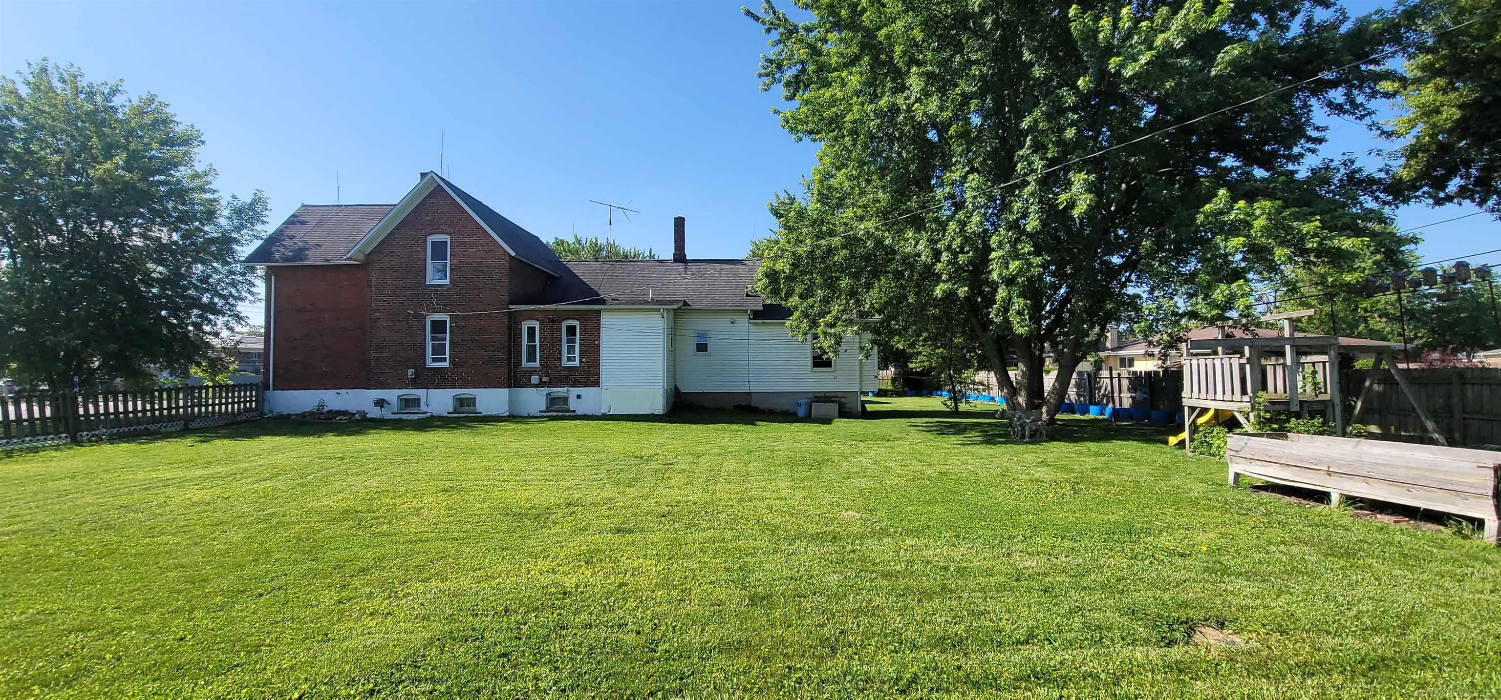 32045 Schoenherr Road Warren, MI 48088 - Photo 5 of 45