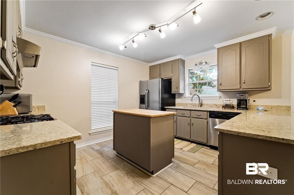 9622 Hartford Court Mobile, AL 36695 - Photo 6 of 23