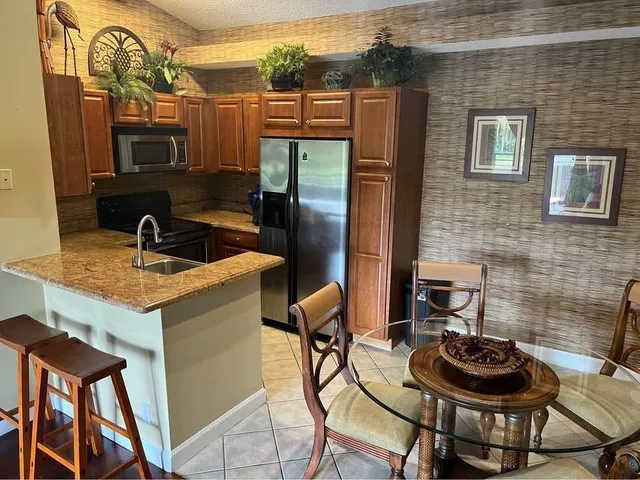 $1,700 | 901 Lyons Road, Unit 1206, Coconut Creek, FL 33063