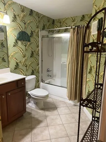 $1,700 | 901 Lyons Road, Unit 1206, Coconut Creek, FL 33063