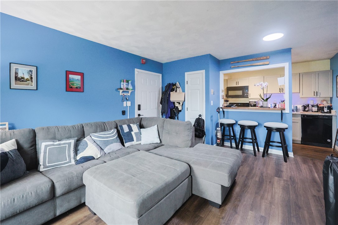 200 Manville Hill Road, Unit B27 Cumberland, RI 02864 - Photo 5 of 24
