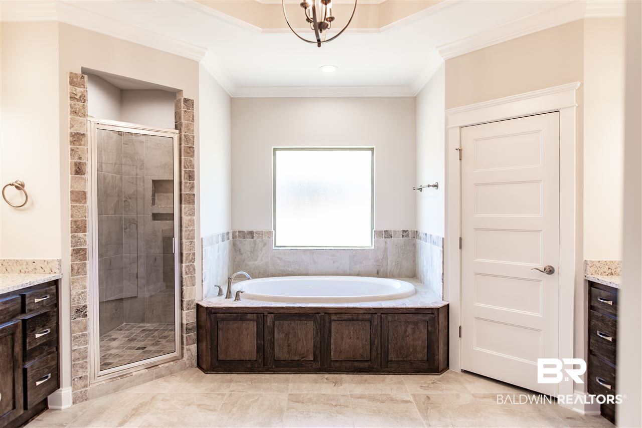 260 Garrison Boulevard Fairhope, AL 36532 - Photo 4 of 31