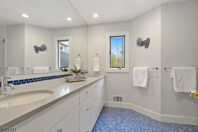 2 Exeter Lane Morristown, NJ 07960 - Photo 30 of 42