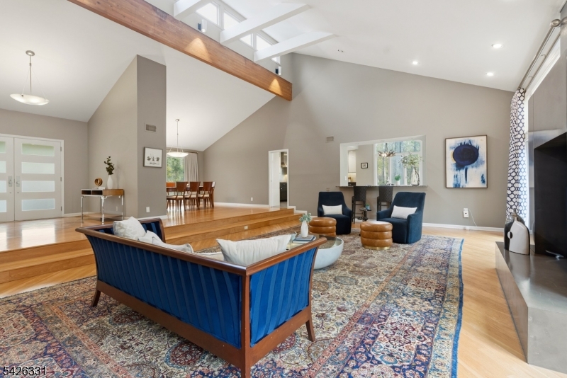 2 Exeter Lane Morristown, NJ 07960 - Photo 6 of 42