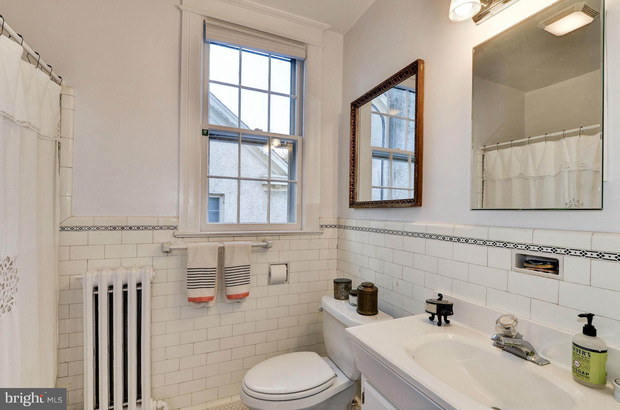 3335 Military Road Northwest Washington, DC 20015 - Photo 21 of 30 Bath