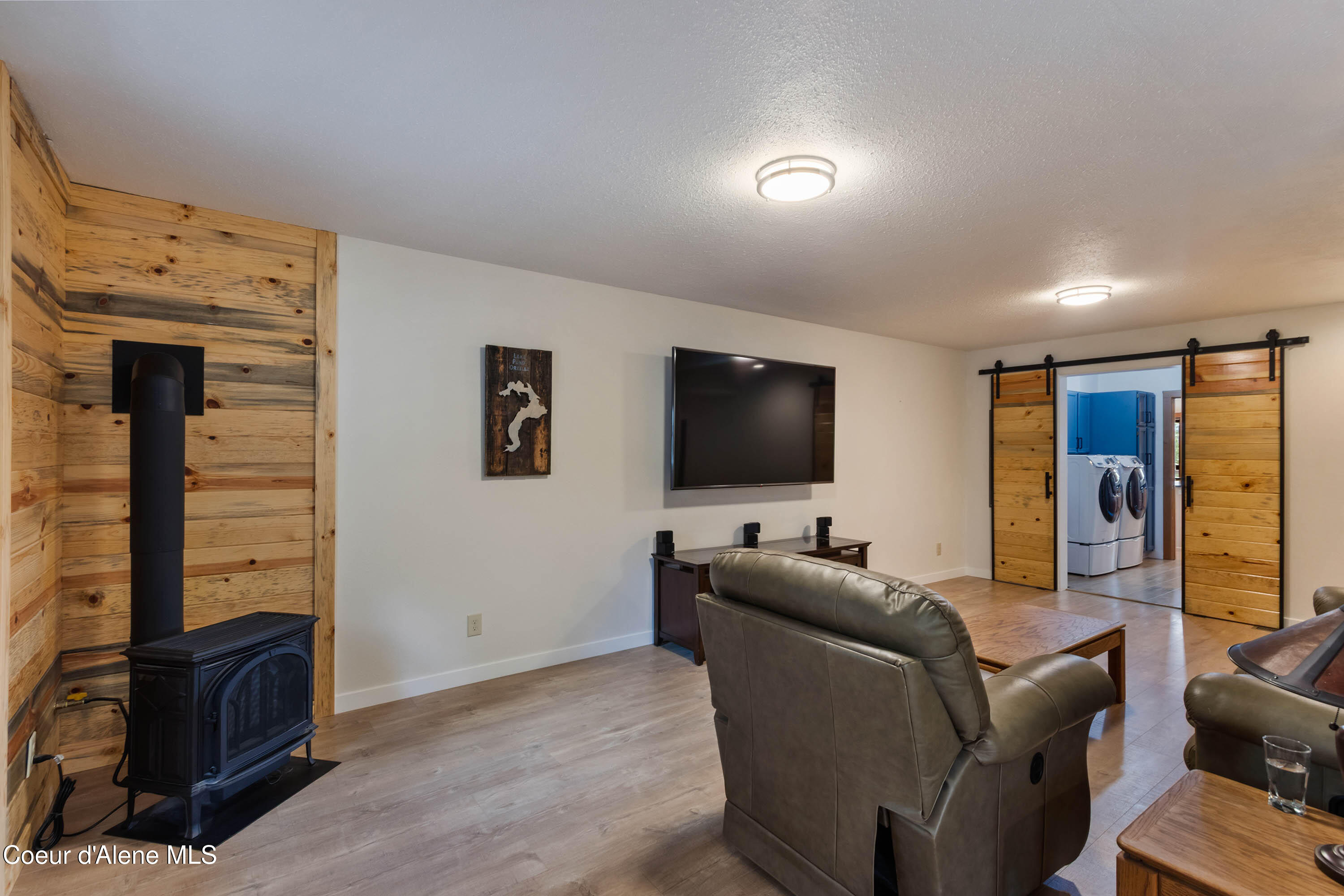 2385 Sunnyside Road Sandpoint, ID 83864 - Photo 21 of 64 Family Room Fireplace