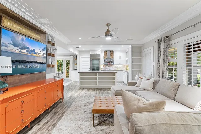 $7,800 | 700 Vilabella Avenue, Coral Gables, FL 33146