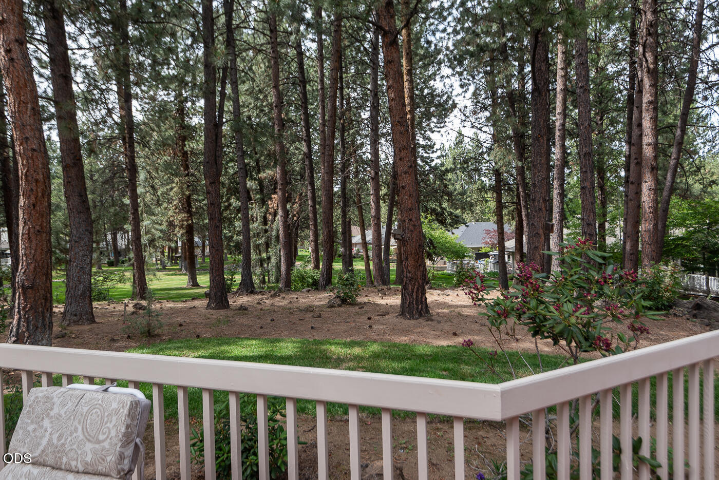 60894 Willow Creek Loop Bend, OR 97702 - Photo 9 of 36