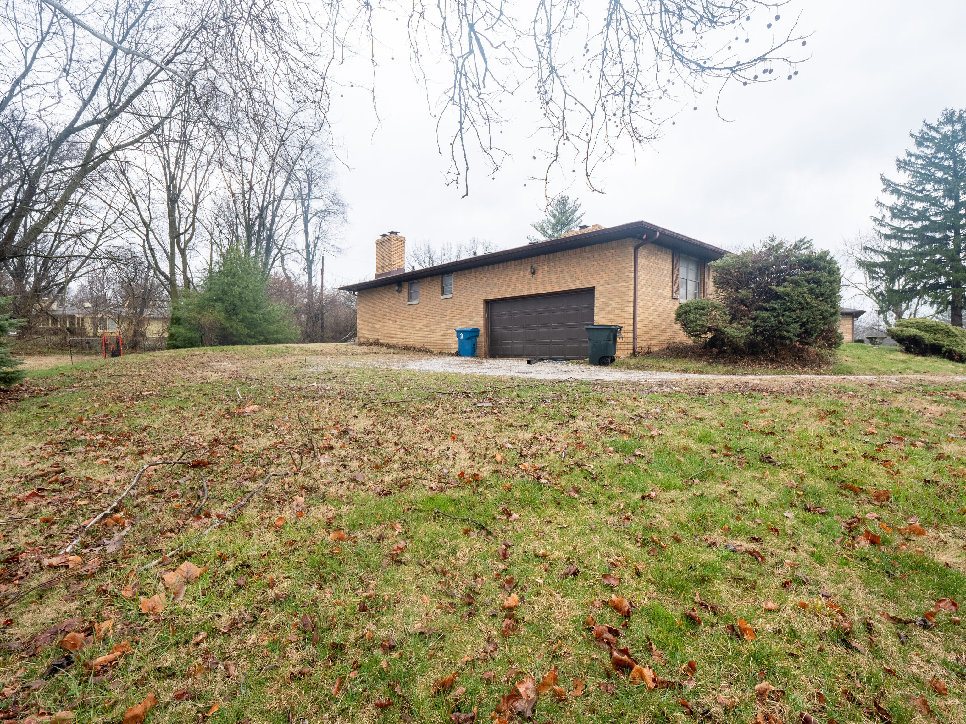 4556 Dickson Road Indianapolis, IN 46226 - Photo 8 of 46 Gallery Image 8