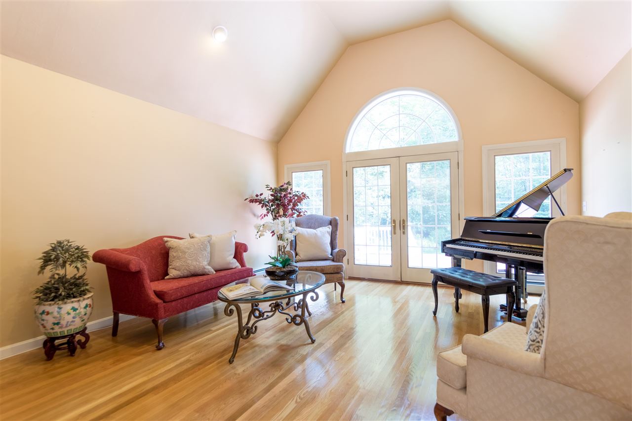 485 Exeter Road Hampton, NH 03842 - Photo 11 of 39