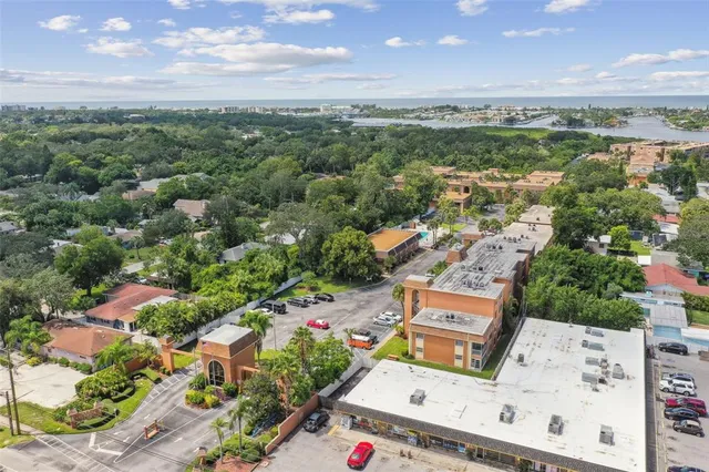 $179,000 | 12760 Indian Rocks Road, Unit 910, Largo, FL 33774