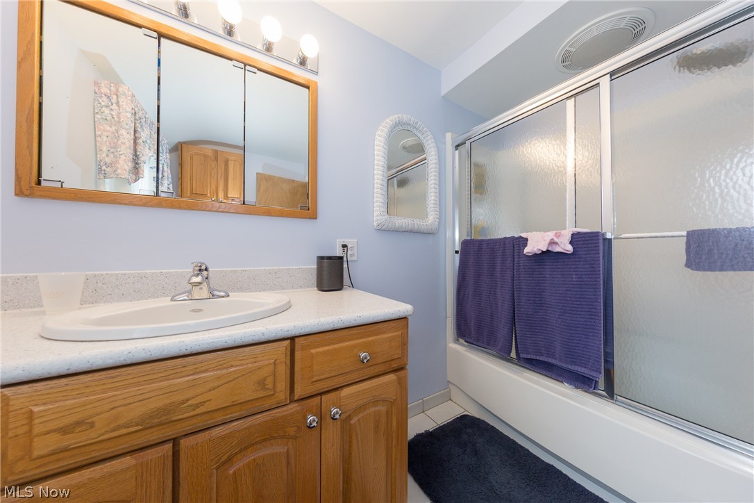 3716 Stoneleigh Road Cleveland Heights, OH 44121 - Photo 21 of 34