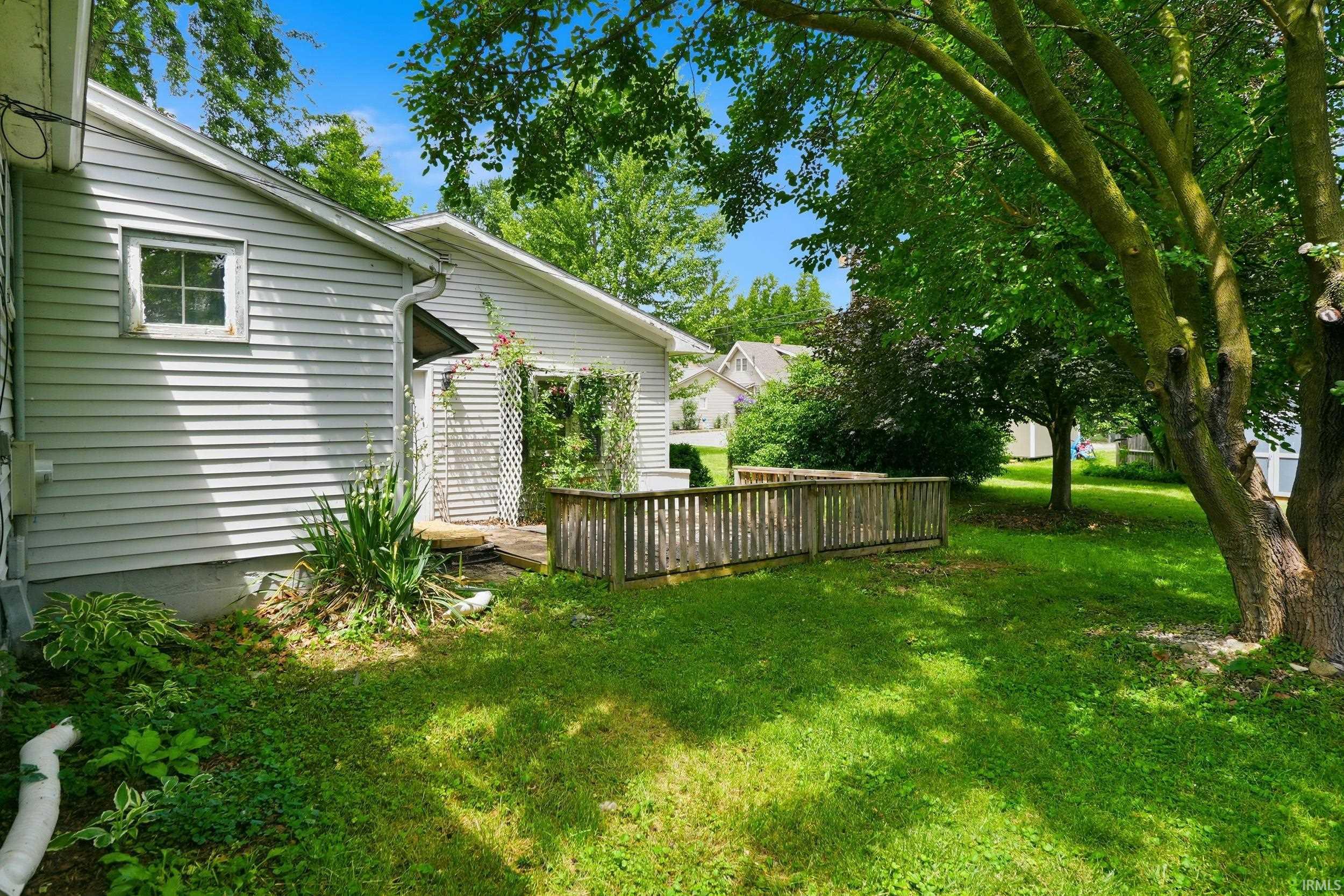 315 West Oak Street Butler, IN 46721 - Photo 40 of 41