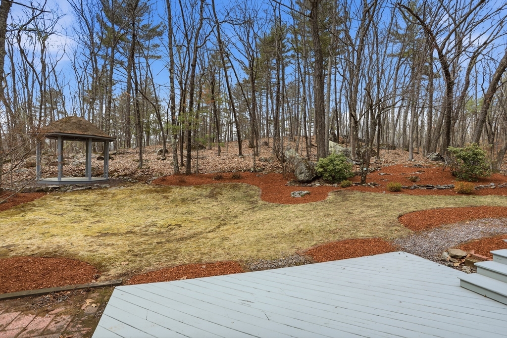 76 Tenney Road Westford, MA 01886 - Photo 37 of 41